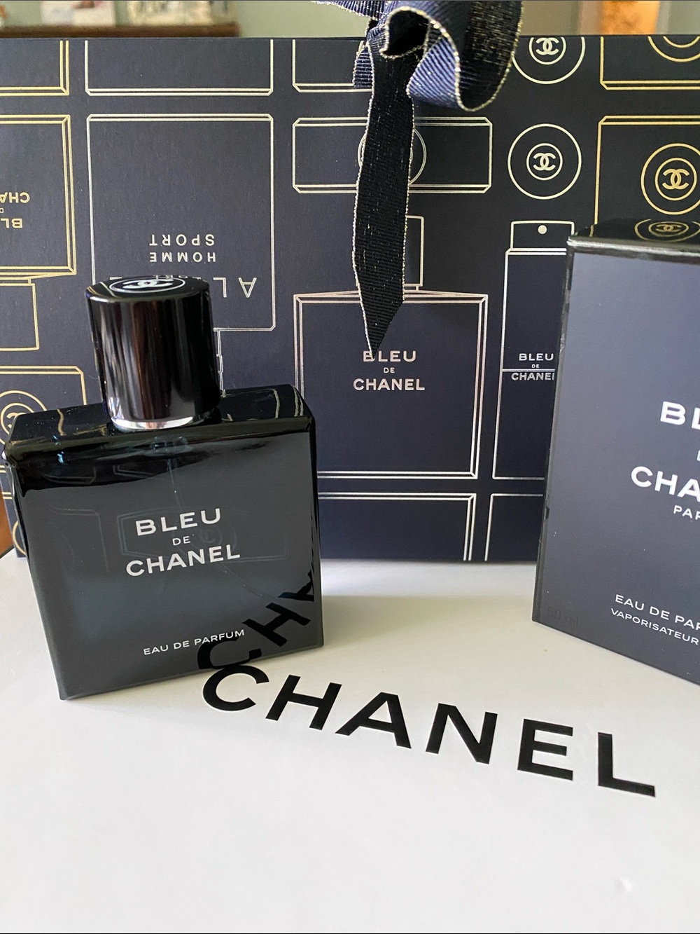 Chanel Bleu De Chanel - Picture 2 of 7